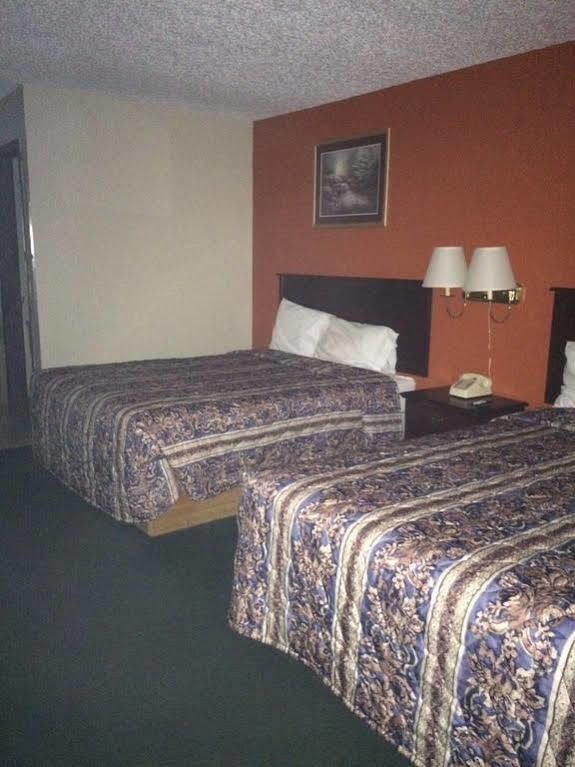 Relax Inn Henryetta מראה חיצוני תמונה
