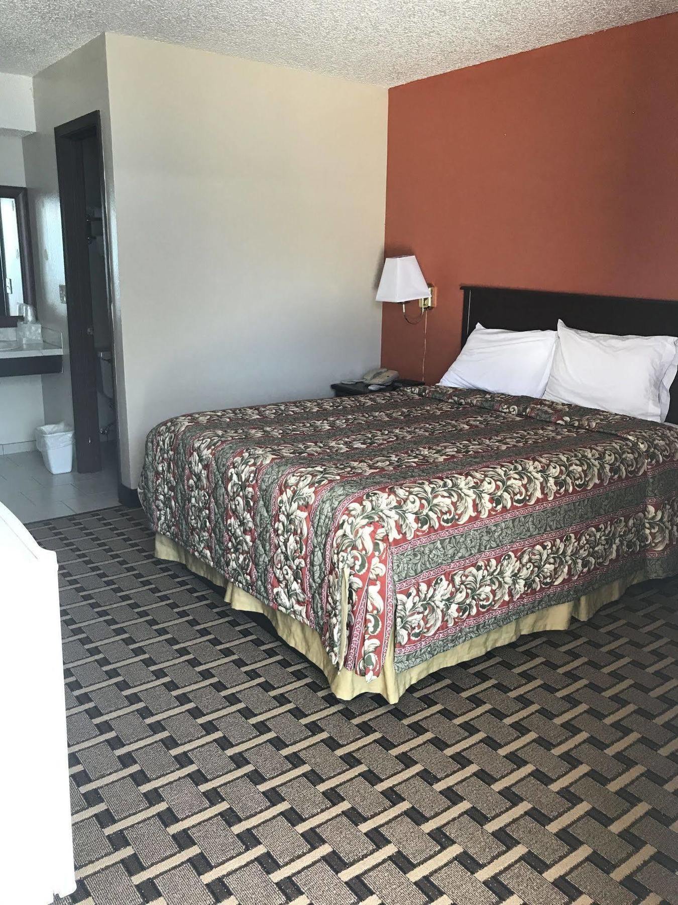 Relax Inn Henryetta מראה חיצוני תמונה